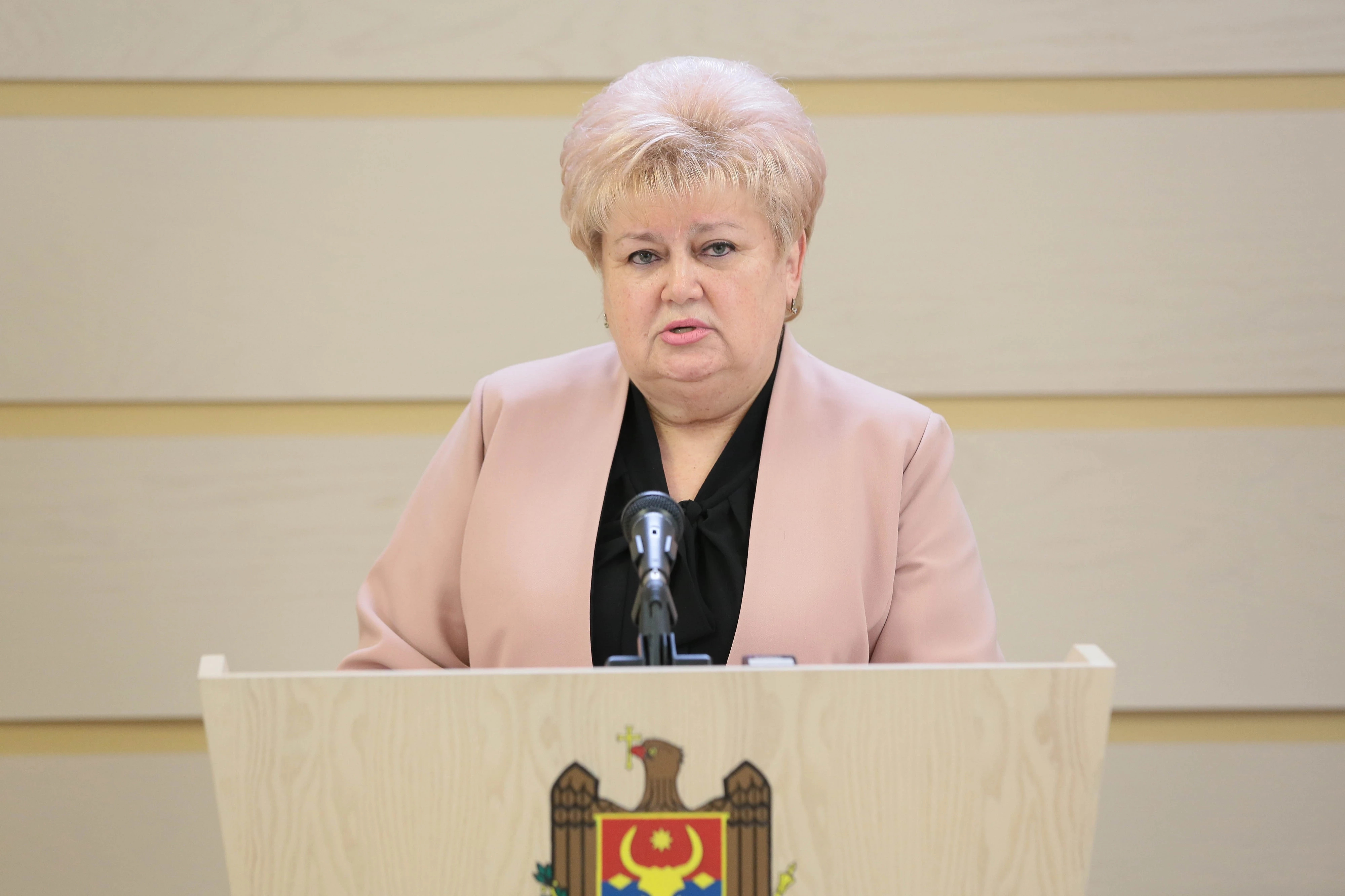 Partidul “Șor” și Platforma “Pentru Moldova” cer să fie redeschise școlile