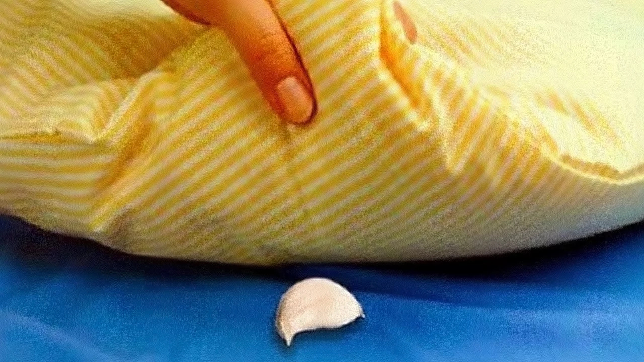 Put Garlic Under Your Pillow and This Will Happen to You